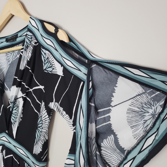 BCBG 3/4 Sleeve Cold Shoulder Blue XSmall Dress - Picture 3 of 12